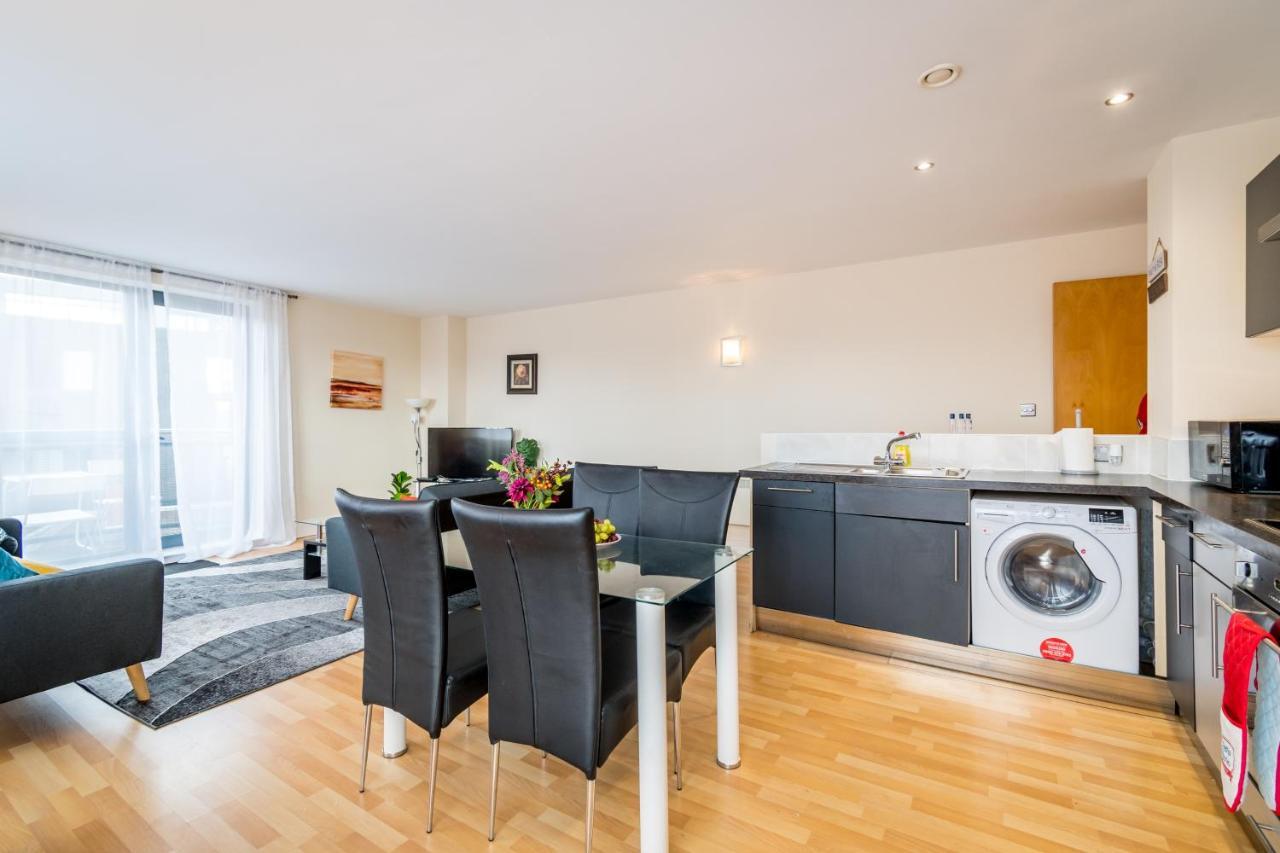 Spacious City 2 Bed, 2 Bath, Free Parking & Wifi Sheffield Esterno foto