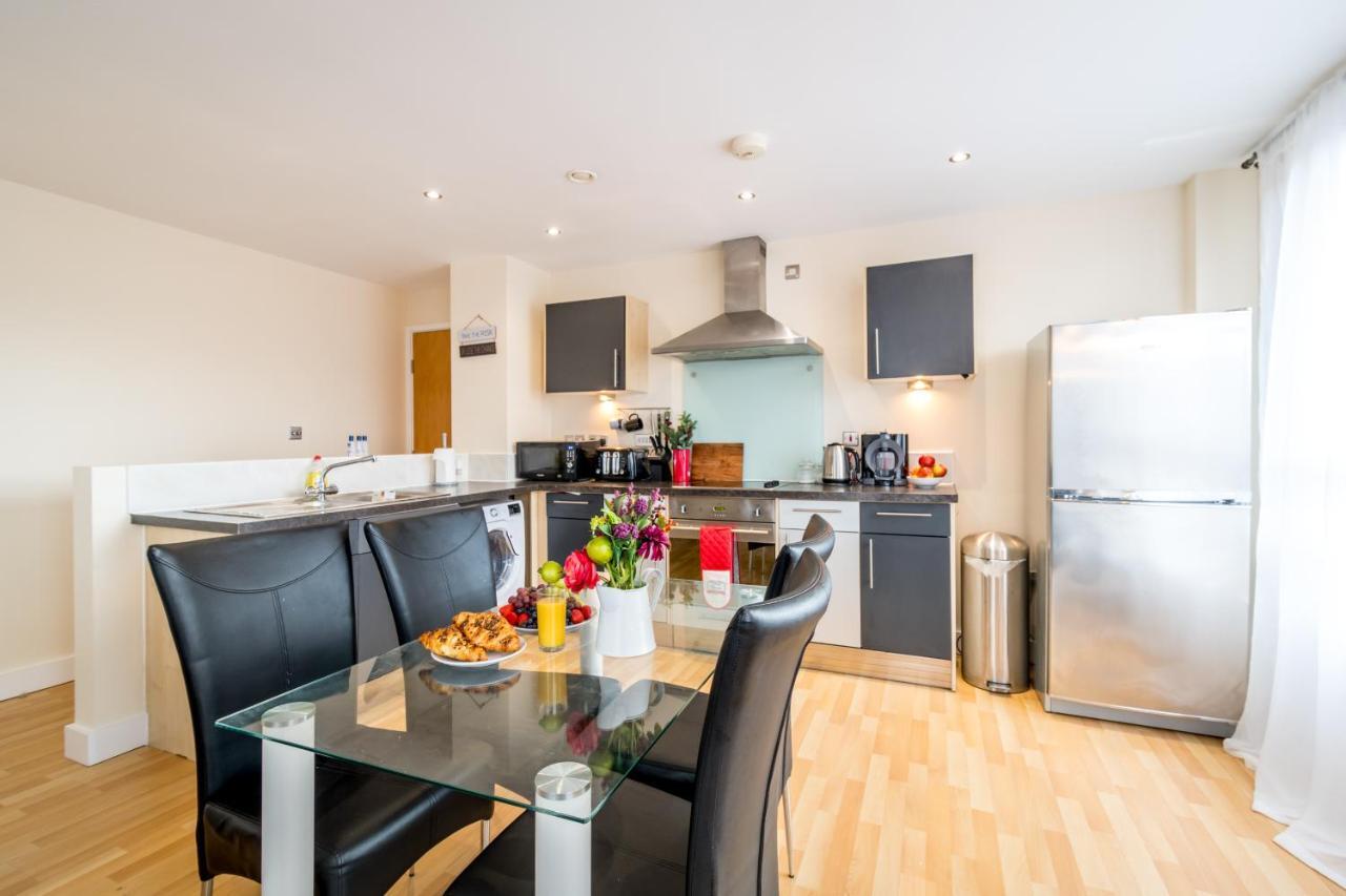 Spacious City 2 Bed, 2 Bath, Free Parking & Wifi Sheffield Esterno foto